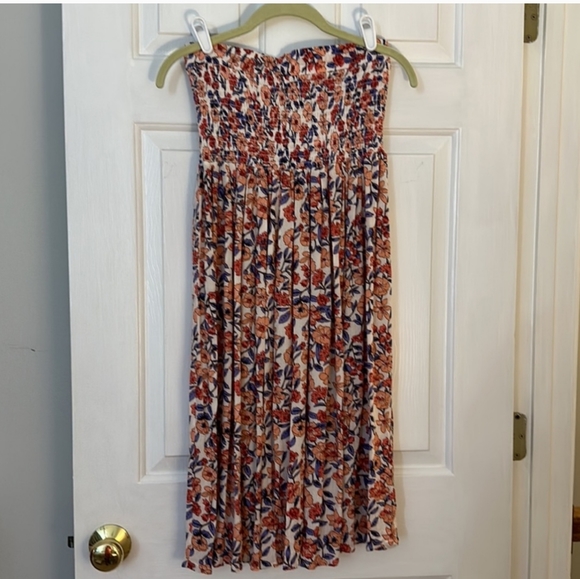 Kendall & Kylie Floral Tube Strapless Dress - Picture 4 of 9